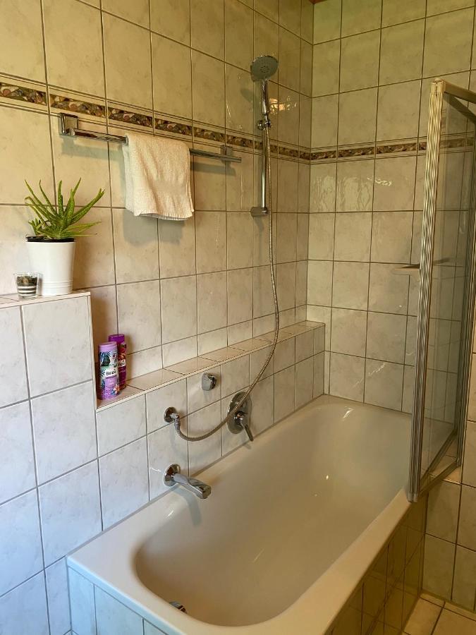 Ferienwohnung Wohlsein Frickenhausen am Main Exterior foto